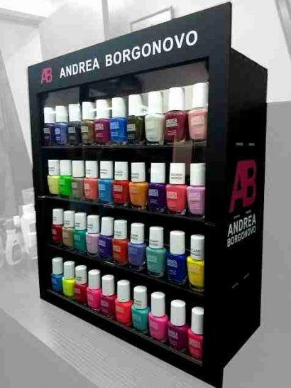 display esmaltes uñas